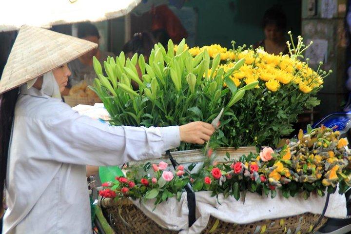 Hanoi Private Trip: Explore a cultura local, monumento, aula de culinária e show de marionetes
