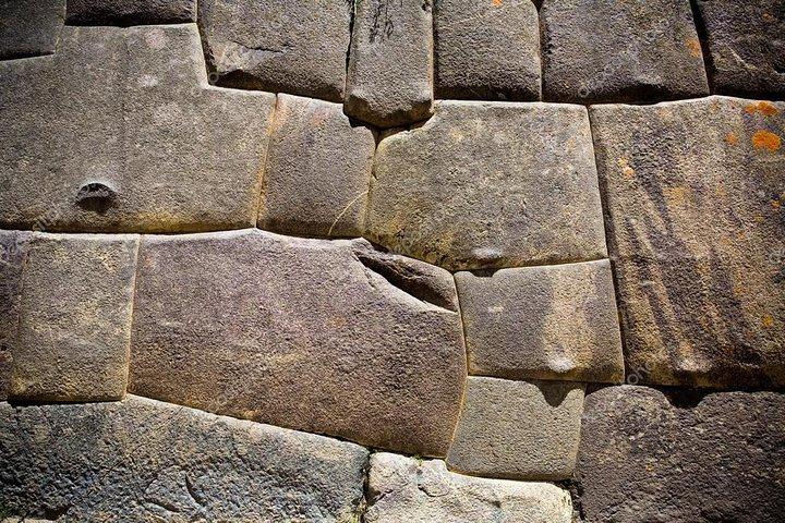 Cusco: Sacred Valley Full Day met bezoek aan de artesanale markt en 3 Incas City