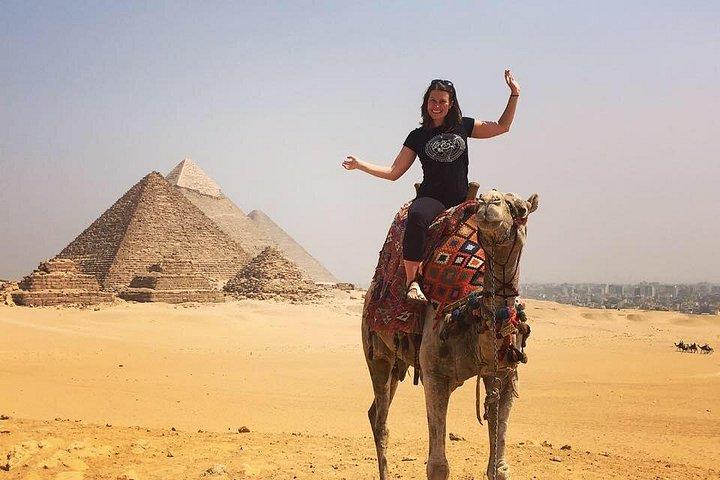 2 Hour Private Camel Ride Around Giza Pyramids Gate