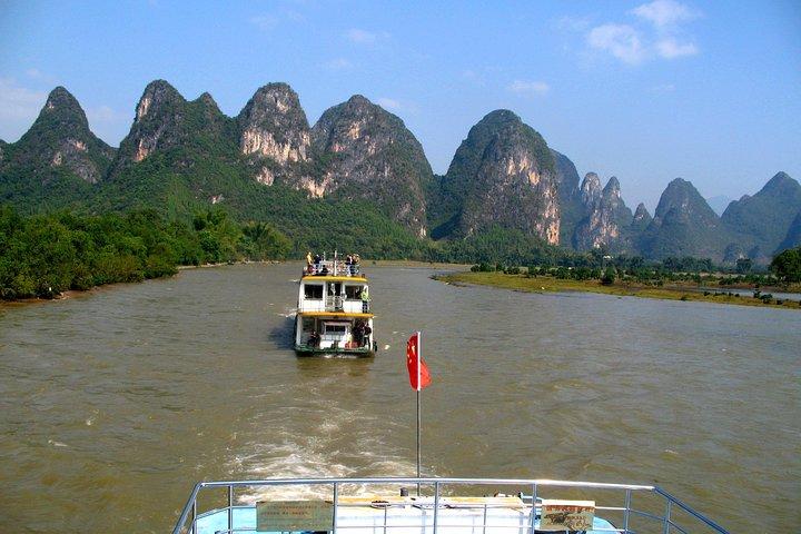 Cruzeiro fluvial Li e excursão diurna Yangshuo saindo de Guilin