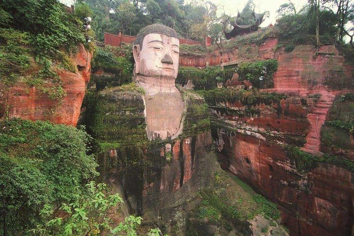 Leshan Giant Buddha Private Tour