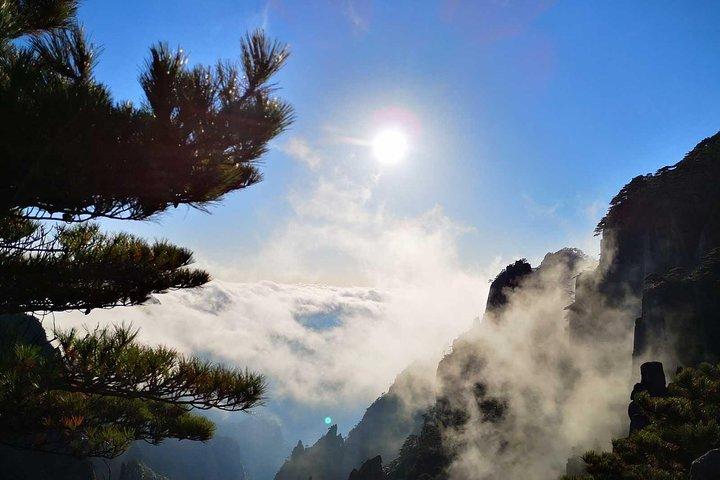 All-Inclusive Private Tour: Huangshan Mountain Exploration With Round-Trip Cable Car
