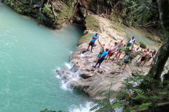 Blue Hole Day Trip fra Negril