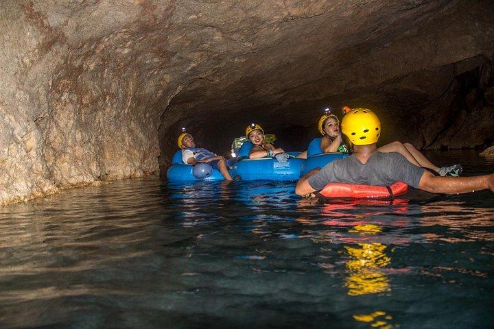 Xunantunich Cave Tubing und Seilrutsche von Ambergris Caye