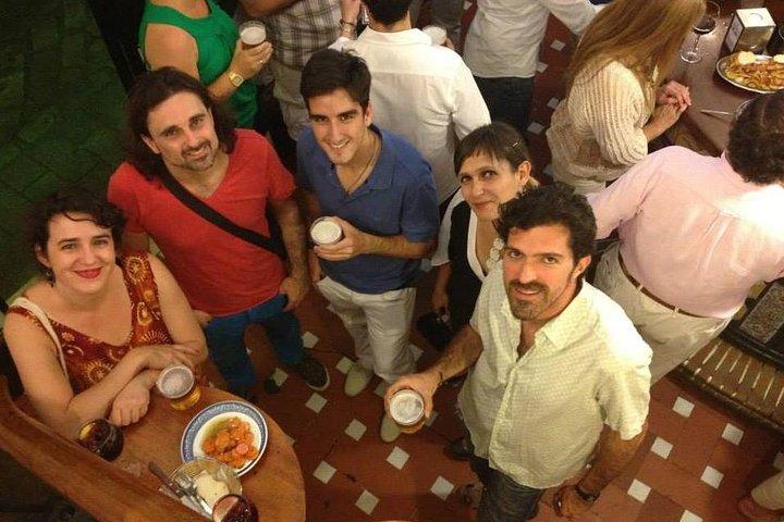 Privé buiten de gebaande paden Tapasproeverij in Sevilla