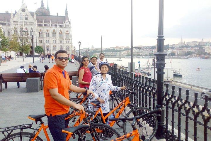 Budapest Historic Downtown Bicycle Tour em pequenos grupos