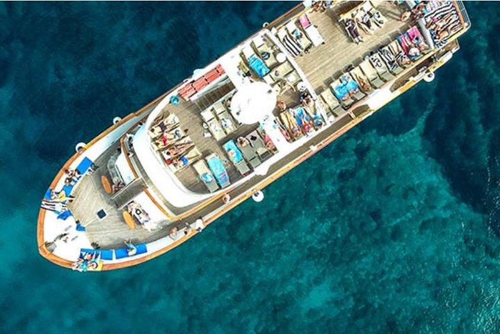Crociera VIP Ocean Flyer da Paphos Adults Only