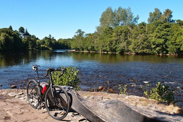 Cycle To Loch Ness - Self Guided Cycling Tour（セルフガイド付きサイクリングツアー）