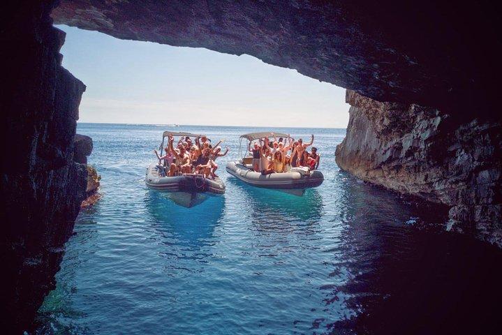 Blaue Grotte, Hvar-Altstadt ab Trogir