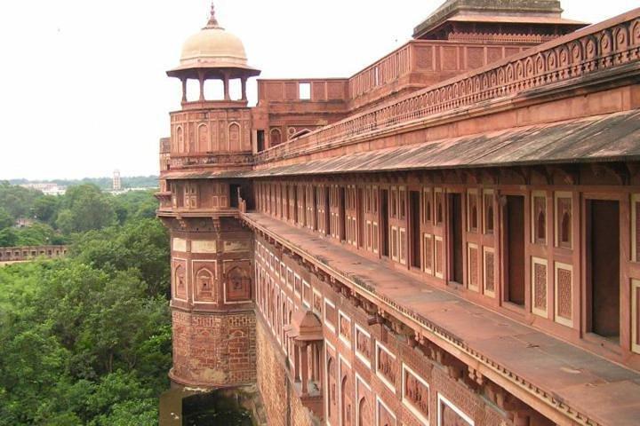 Excursión personal de Taj Mahal y Agra Fort Day desde Jaipur en coche con almuerzo