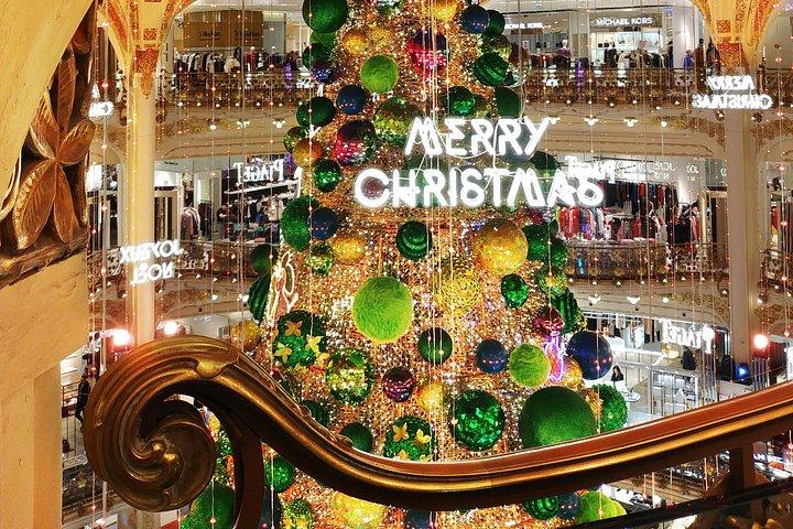 Paris Christmas Illuminations and Local Festivities Private Tour