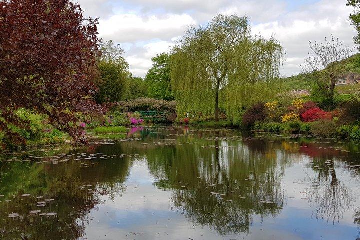 Private Tagestour zu den Giverny Gardens und Rouen von Paris