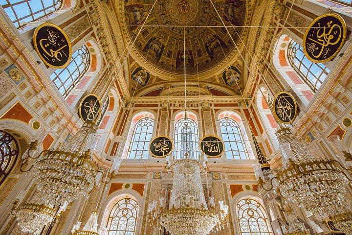 イスタンブール午前ツアー：アジアストップ付きボスポラスヨットクルーズ