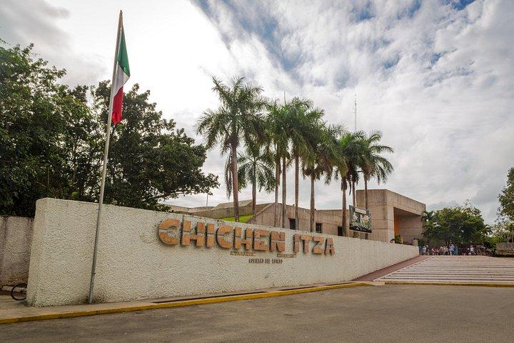 Chichen Itza Deluxe Guided tour with lunch