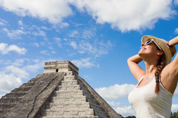 Chichen Itza Guided Historical Tour with Lunch Included
