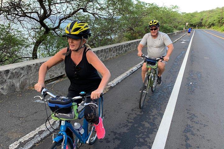 Diamond Head Bike para caminhada e almoço local
