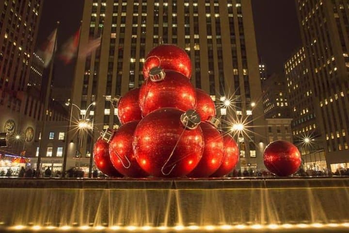 New York Christmas Holiday Small-Group Walking Tour