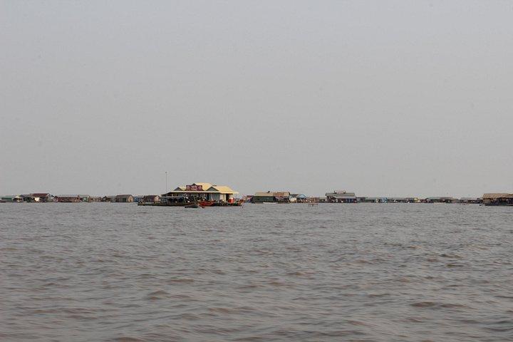2-Day Private Siem Reap: Angkor Temples & Floating Village