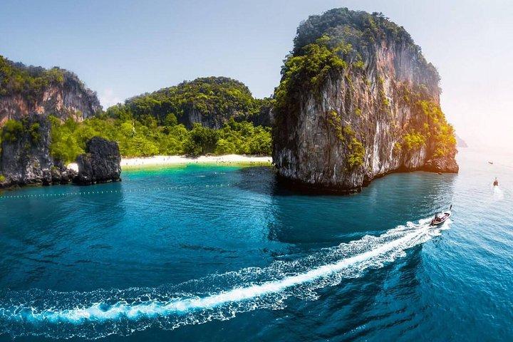 プーケットアドベンチャー：ジェームズボンド島ビッグボートツアー＋シーカヌー