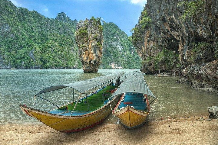 Esplora Phuket James Bond Island in barca a coda lunga + canoa da mare