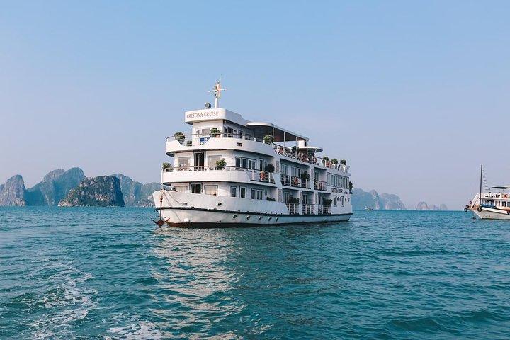 Halong Bay Cruises 2 giorni/1 notte con crociera a 4 stelle tutto incluso