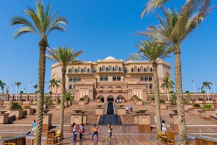Abu Dhabi Full Day City con visita alla Grande Moschea, Ferrari World Stop