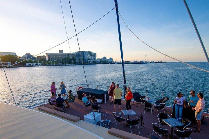 Små grupp eftermiddag Cairns City Tour med Harbour Dinner Cruise