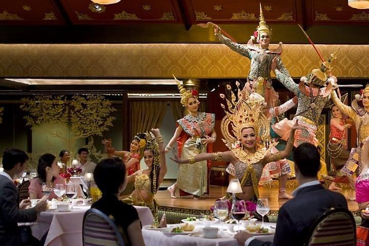 Jantar gourmet e espetacular show no Mandarin Oriental