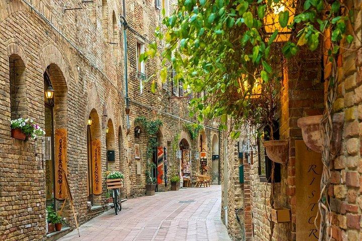 Excursion à Pise, San Gimignano et Sienne avec déjeuner