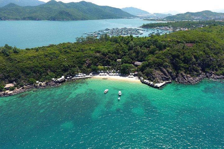 Excursion privée sur le rivage de Nha Trang - découverte de l'île merveilleuse