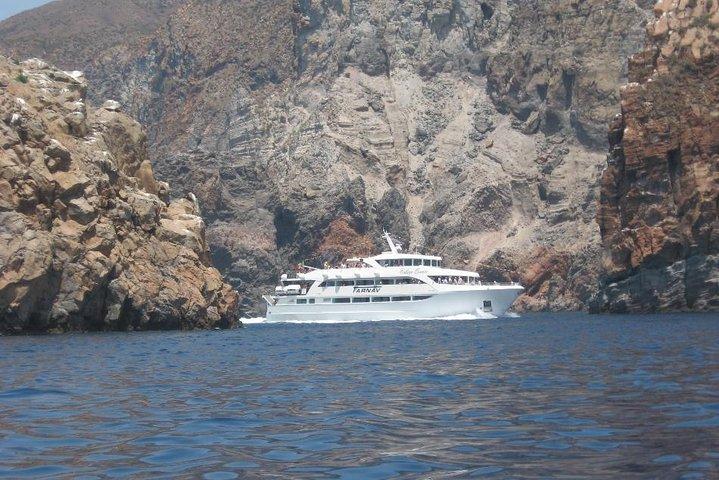 タオルミーナからのエオリア諸島の日帰り旅行：リーパリとヴルカーノ