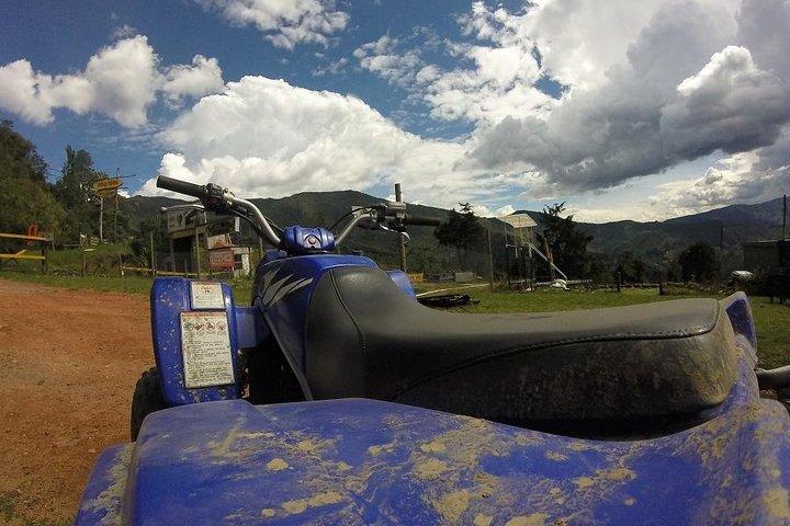 Aventure en VTT avec transport incluant Medellin City et Food Tour