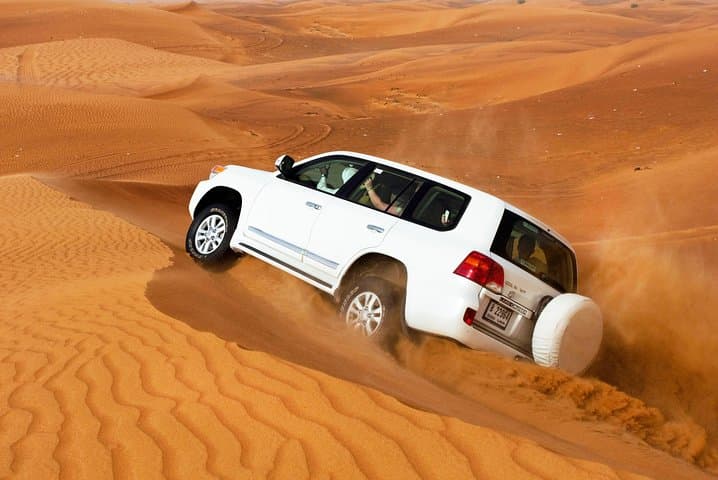 Dubai Desert Safari with Dinner in PRIVATE 4x4 Vehicle