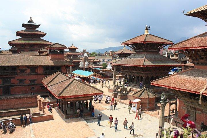 Kathmandu 2 giorni di tour auto privata e guida, coprono i punti salienti principali