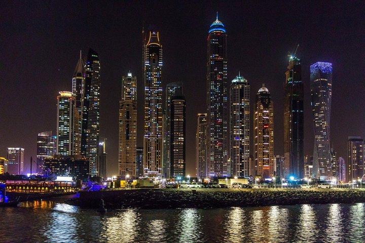 Dubai Marina Cruise mit Abendbuffet