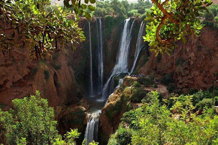 マラケシュからOuzoudの滝への一日中の旅行
