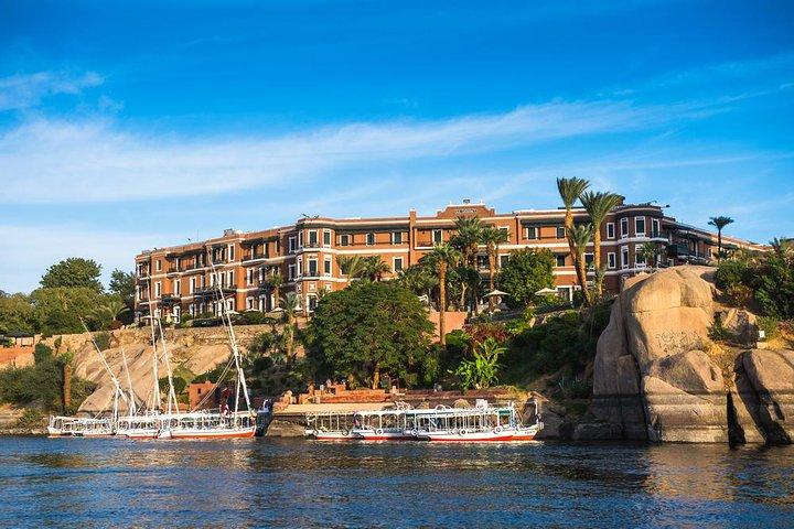 Aldeia Nubiana de lancha em Aswan