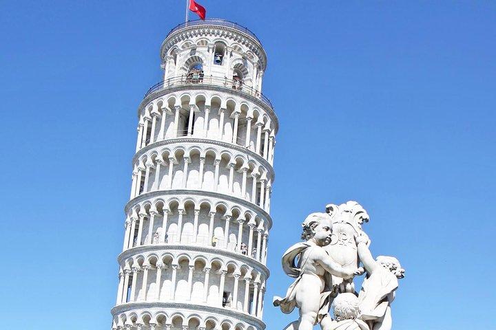 Tour privado pelos destaques da Torre Inclinada e Pisa com guia local