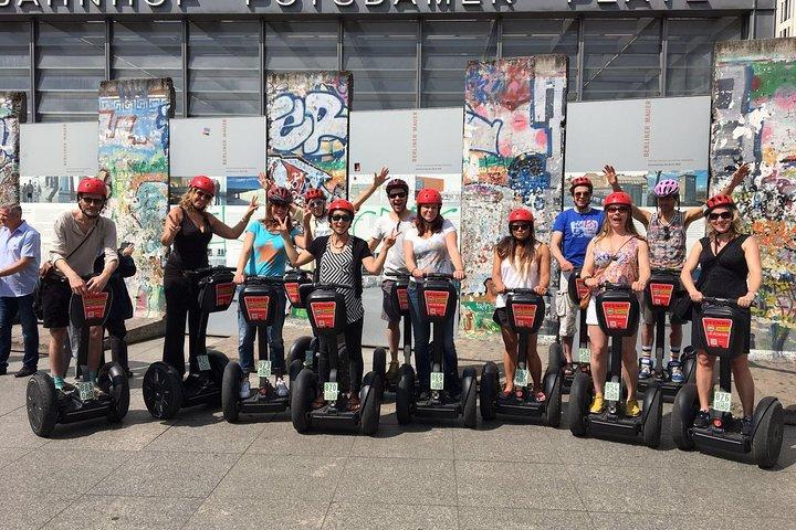 Berlin: Visite d'une heure en Segway Signature