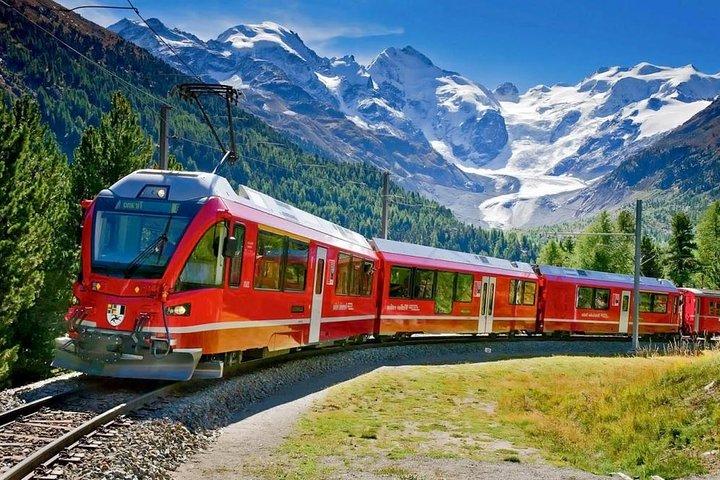 Private tour to Bernina train & Lake Como. Hotel pick-up