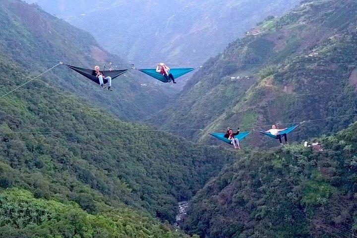 La cascata più potente di Medellin | Amache Sky, Zipline & More