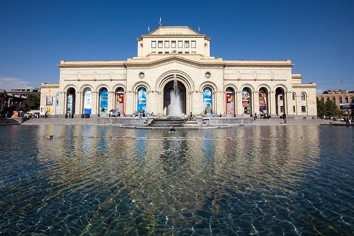 Visita della città a Yerevan
