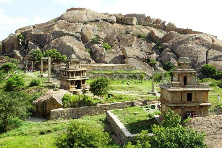 Transfert privé - Jaipur à Udaipur via le Fort de Chittorgarh
