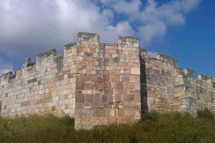 York Walls Private Walking Tour