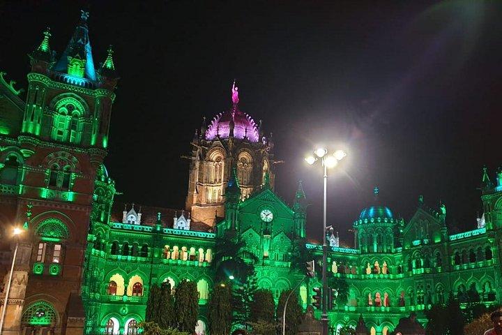 Excursão privada em Mumbai à noite