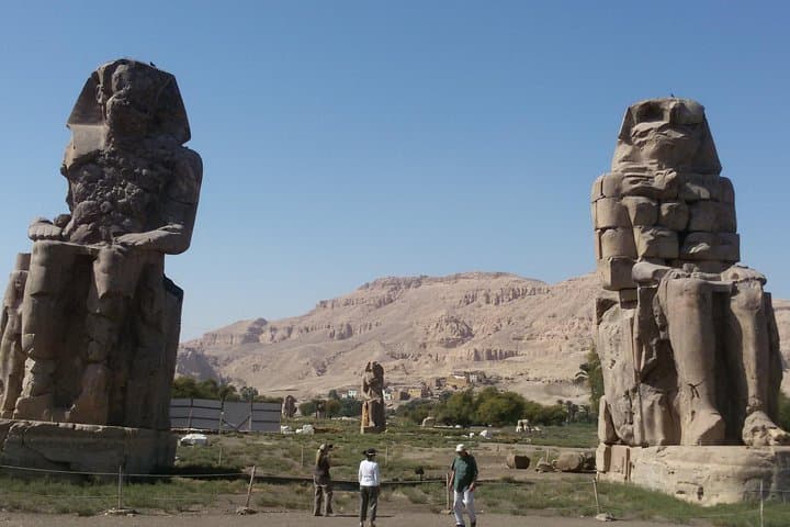 Luxor Private Day Tour to the East and West Banks