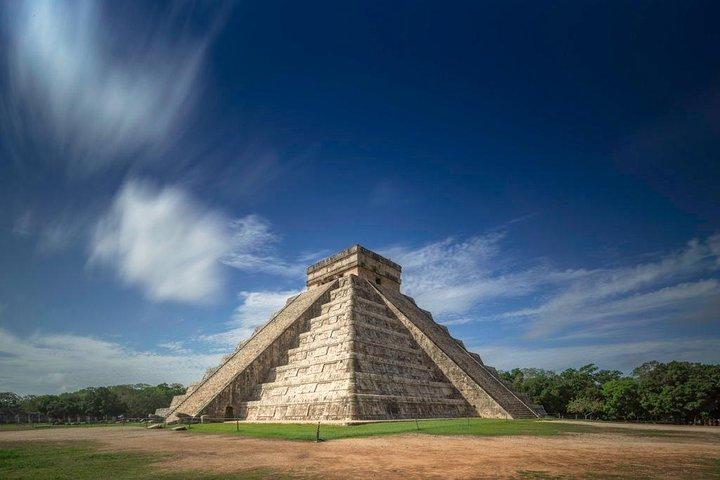 Excursión de día completo a Chichén Itzá, Valladolid y Cenote