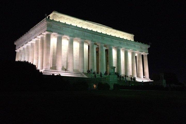 3-4 Stunden private DC City Moonlight Tour mit dem Van