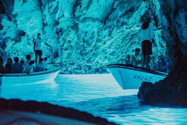 Private Blue Cave, Mamma Mia og Hvar, 5 øer tur fra Split
