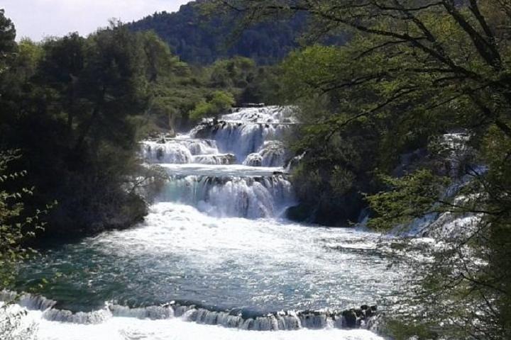 Privé Krka NP tour met transfer vanuit Zadar of Split